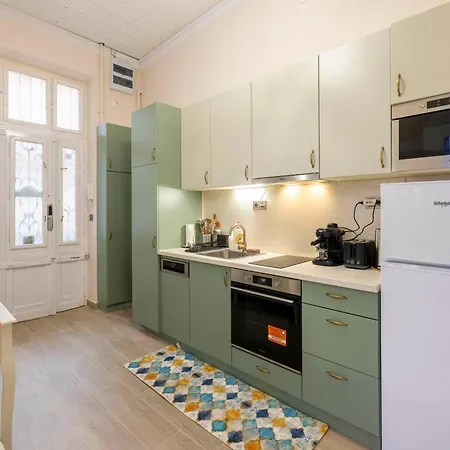 Deluxe Home In Art Nouveau House- With Garage Budapest Exterior foto